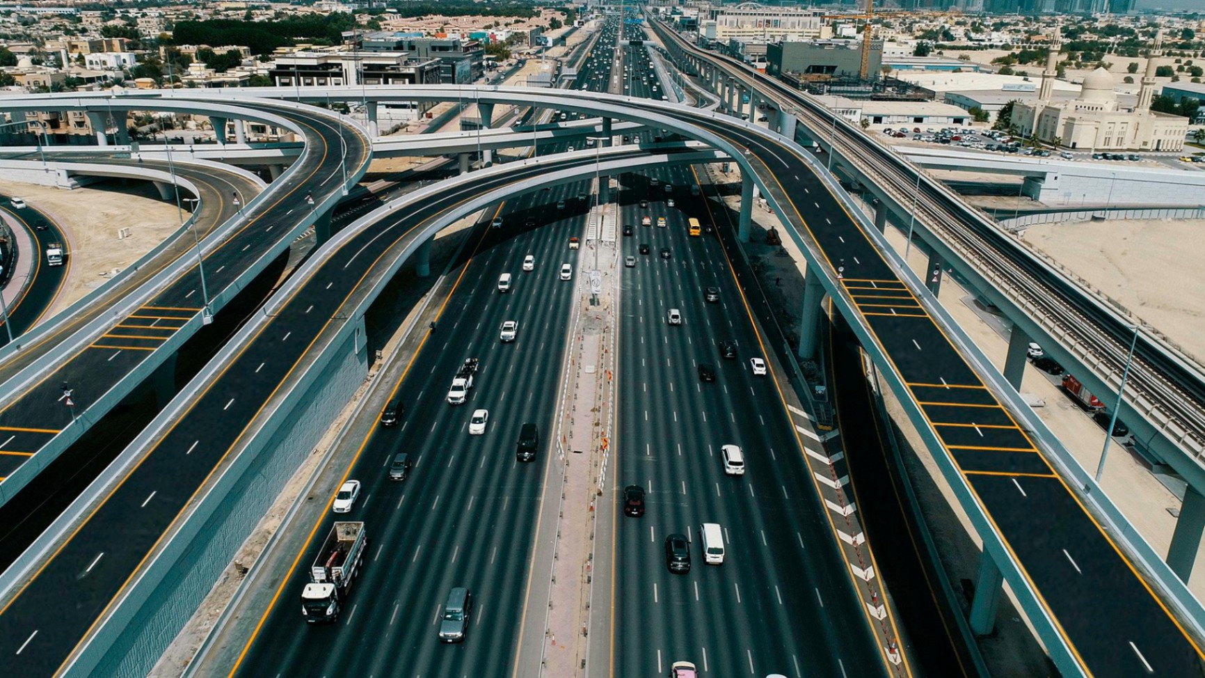 Your UAE Road Travel Companion